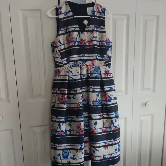 L.K. Bennett London Poppy Classic V Neck Dress 8 - Picture 3 of 12